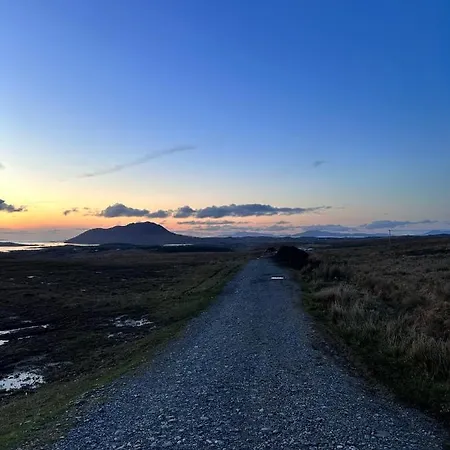 別荘 Red Deer Near Connemara National Park In レターフラック